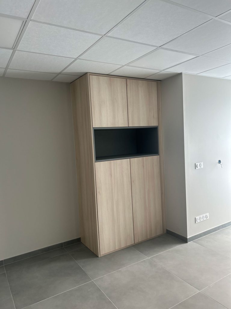 agencement-sur-mesure-osteo-bugey-1
